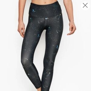 Victoria Sport Celestial Space Star Print Athletic Leggings Large